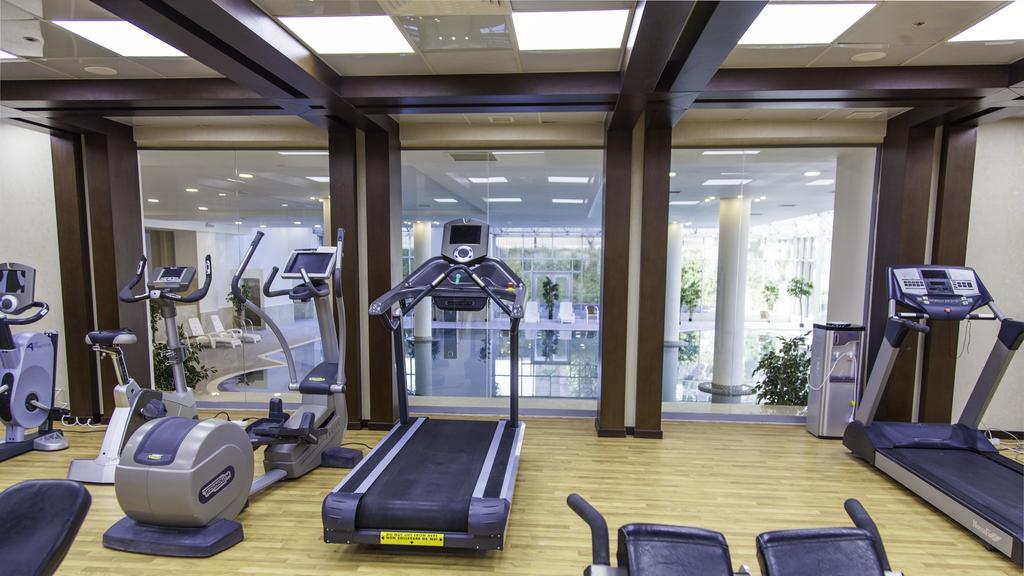 Ramada Plaza Astana Hotel Bagian luar foto