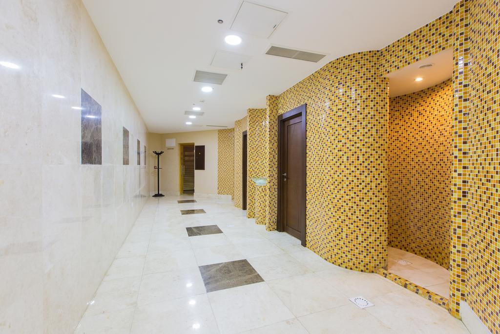 Ramada Plaza Astana Hotel Bagian luar foto