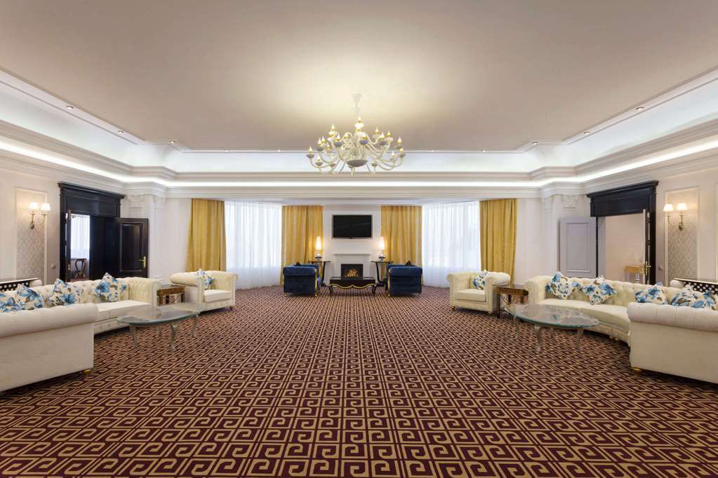 Ramada Plaza Astana Hotel Ruang foto